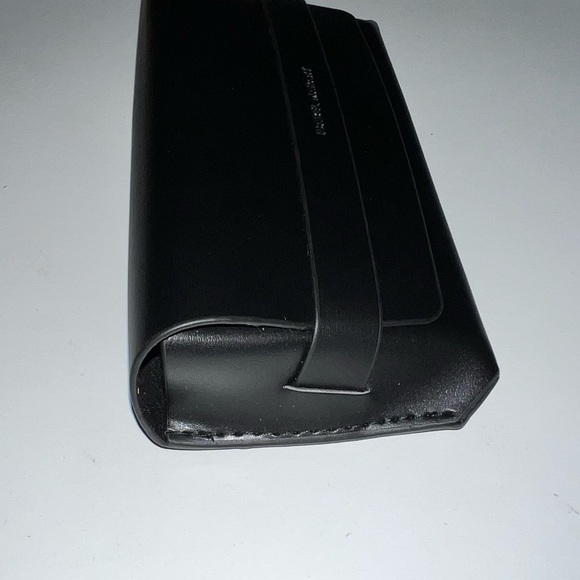 ISABEL MARANT LEATHER SUNGLASSES CASE WITH CLEANING CLOTH BLACK NEW - Picture 5 of 5